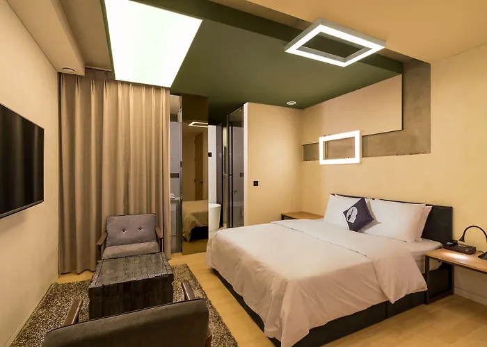 The Designers Cheongnyangni Hotel 3*