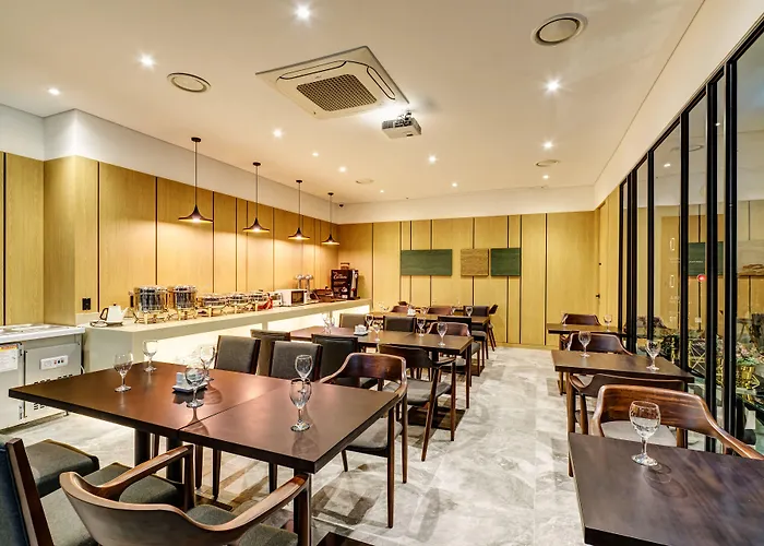 The Designers Cheongnyangni Hotel