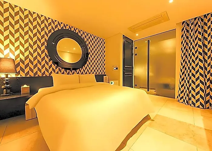Hotel The Designers Cheongnyangni 3*